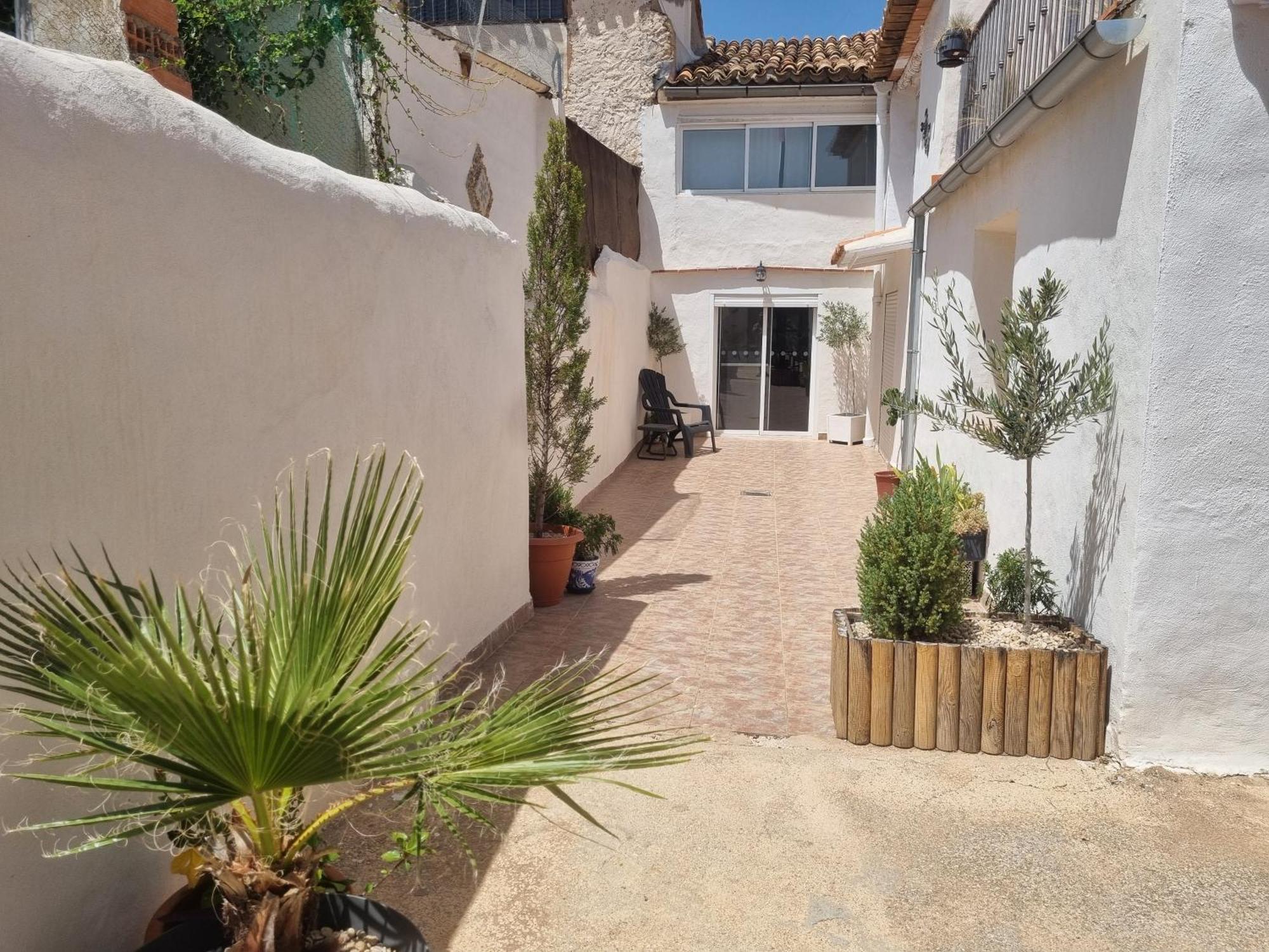 Casa Arriba Village House In Zarra Kültér fotó
