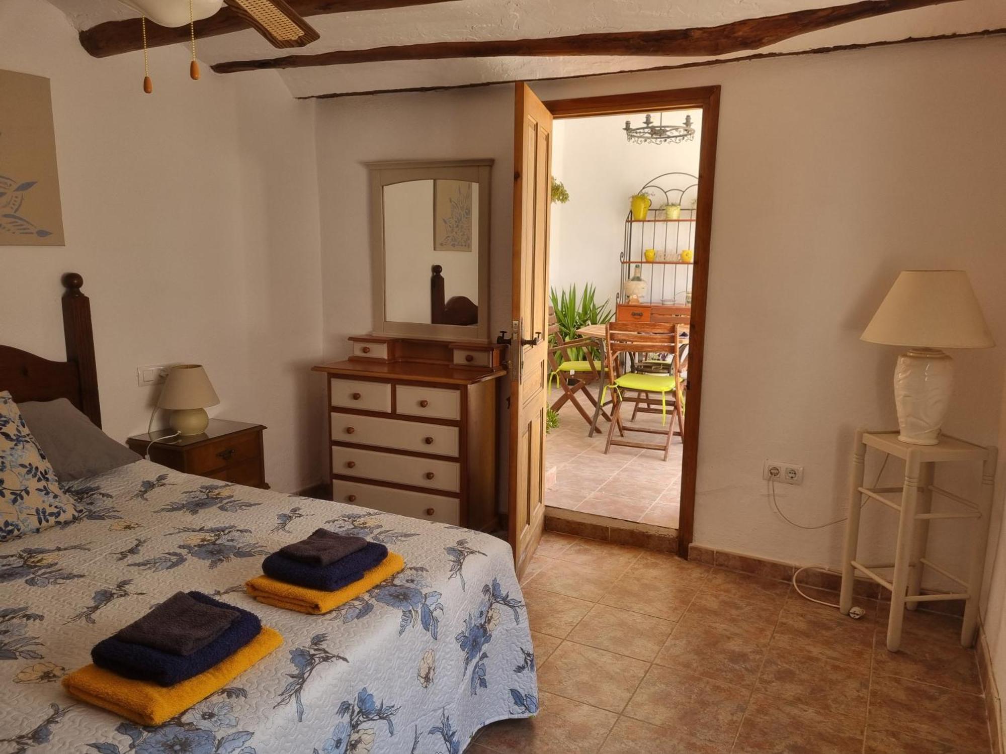 Casa Arriba Village House In Zarra Kültér fotó