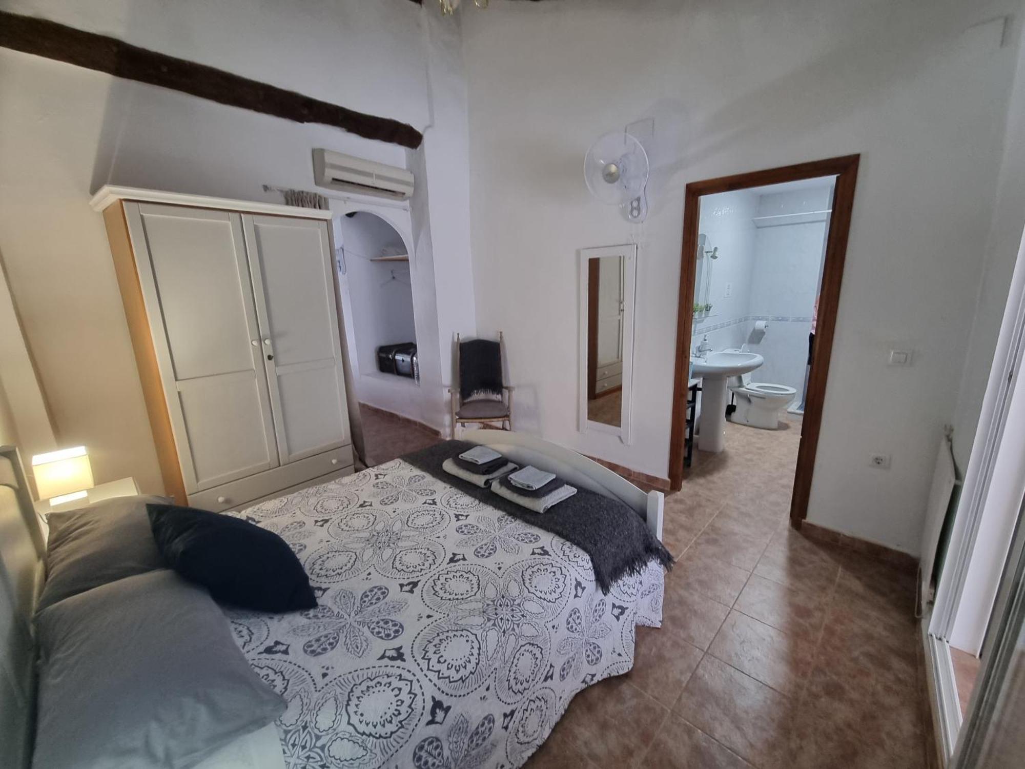 Casa Arriba Village House In Zarra Kültér fotó