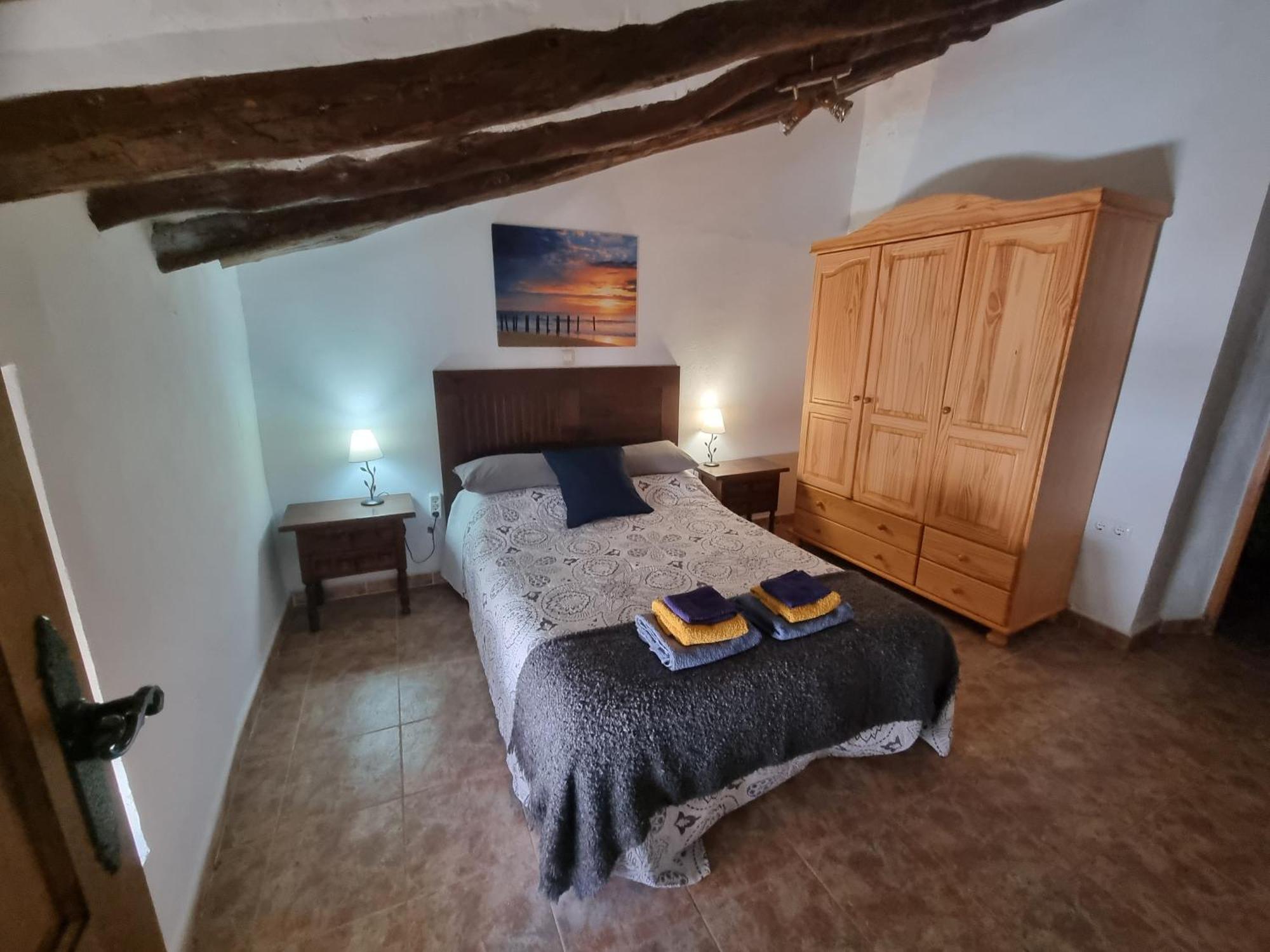 Casa Arriba Village House In Zarra Kültér fotó